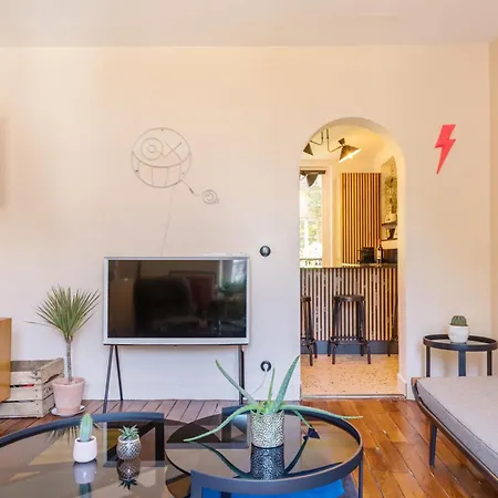 Canal St Martin Valmy Appartement *